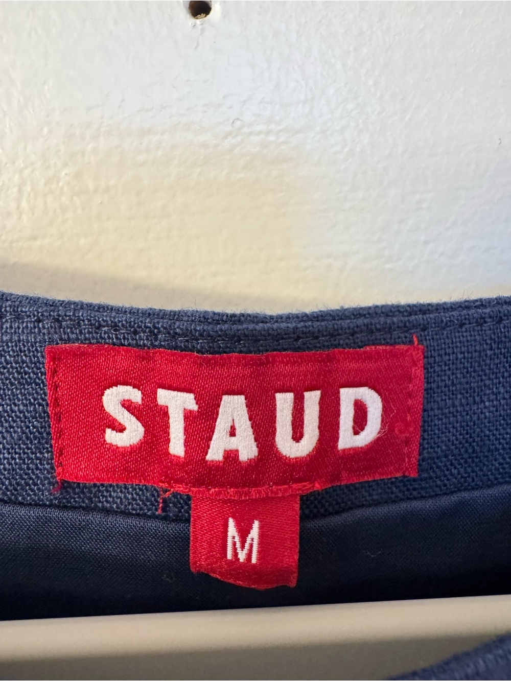 STAUD Navy Linen Tank with White Scalloped Hem - Picture 3 of 3